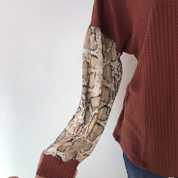 Grace & Emma Top With Colorful M - Picture 3 of 15